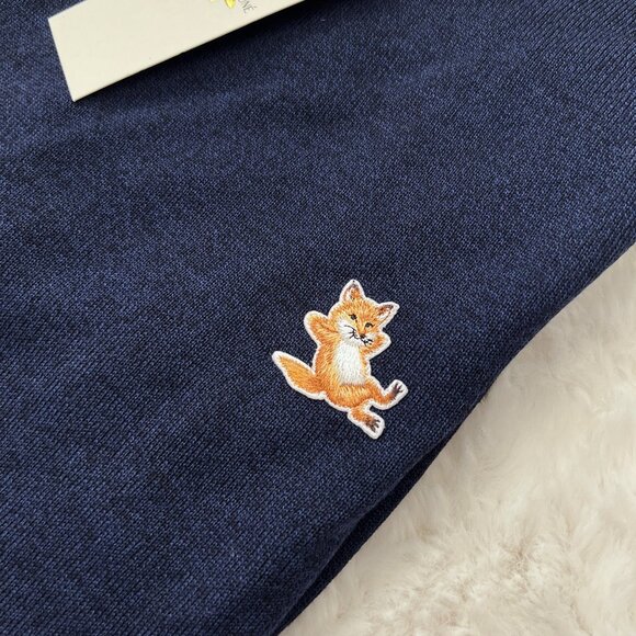 NWT - Maison Kitsune Chillax Fox Men's Sweater - Navy🦊 - Picture 4 of 5